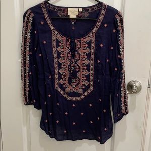 Anthropologie Women’s embroidered top size 6